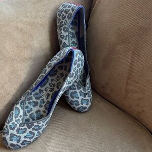 Rothy's Blue and Gray Leopard Print Flats